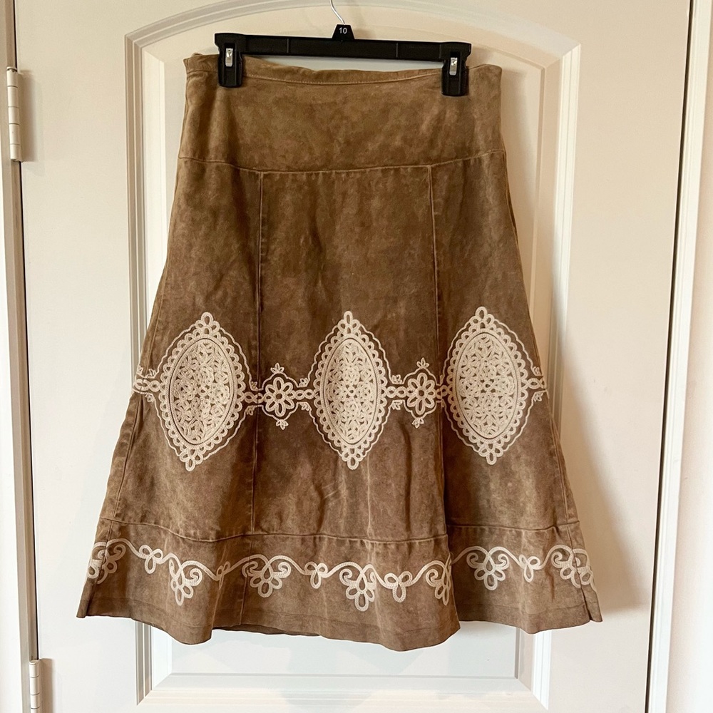 Ann Taylor 100% Leather Suede Embroidered Midi Skirt Brown Boho Size 4